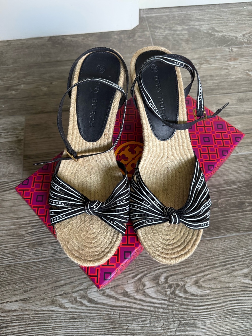 Tory Burch Black Knotted Ribbon Espadrille Wedge, US11, excellent condition